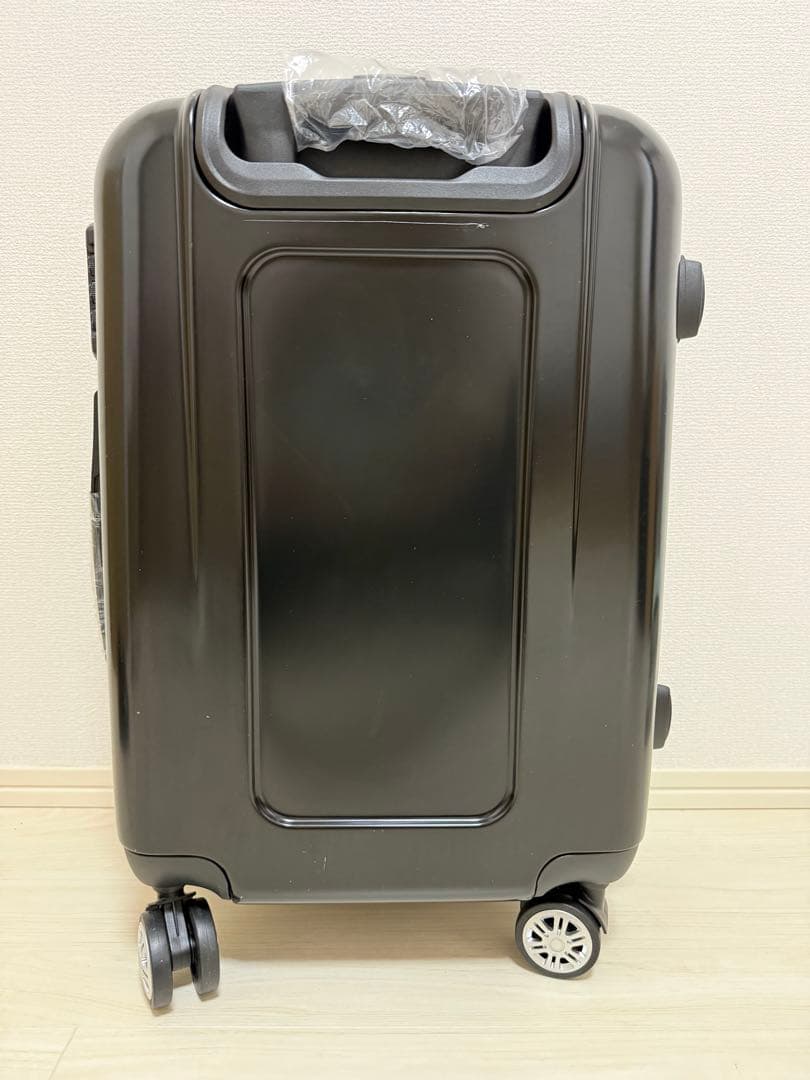 MASTER BUNNY EDITION TOURNAMENT キャリーケース