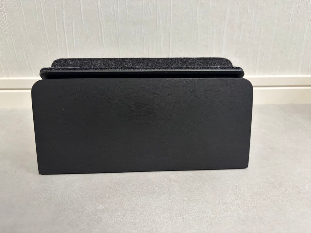 Grovemade wood MacBook Dock ブラック