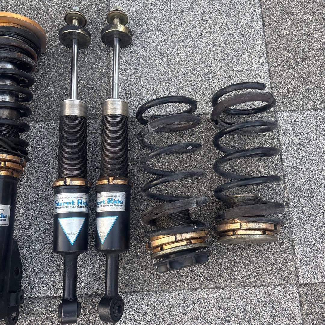 タントカスタム　L375S 車高調