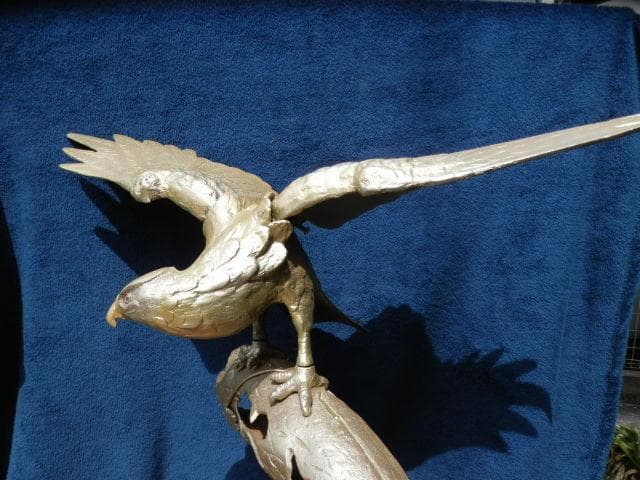 ゴールド松鷹（高47.5cm）鋳鉄製 鷹の置物14.6kg