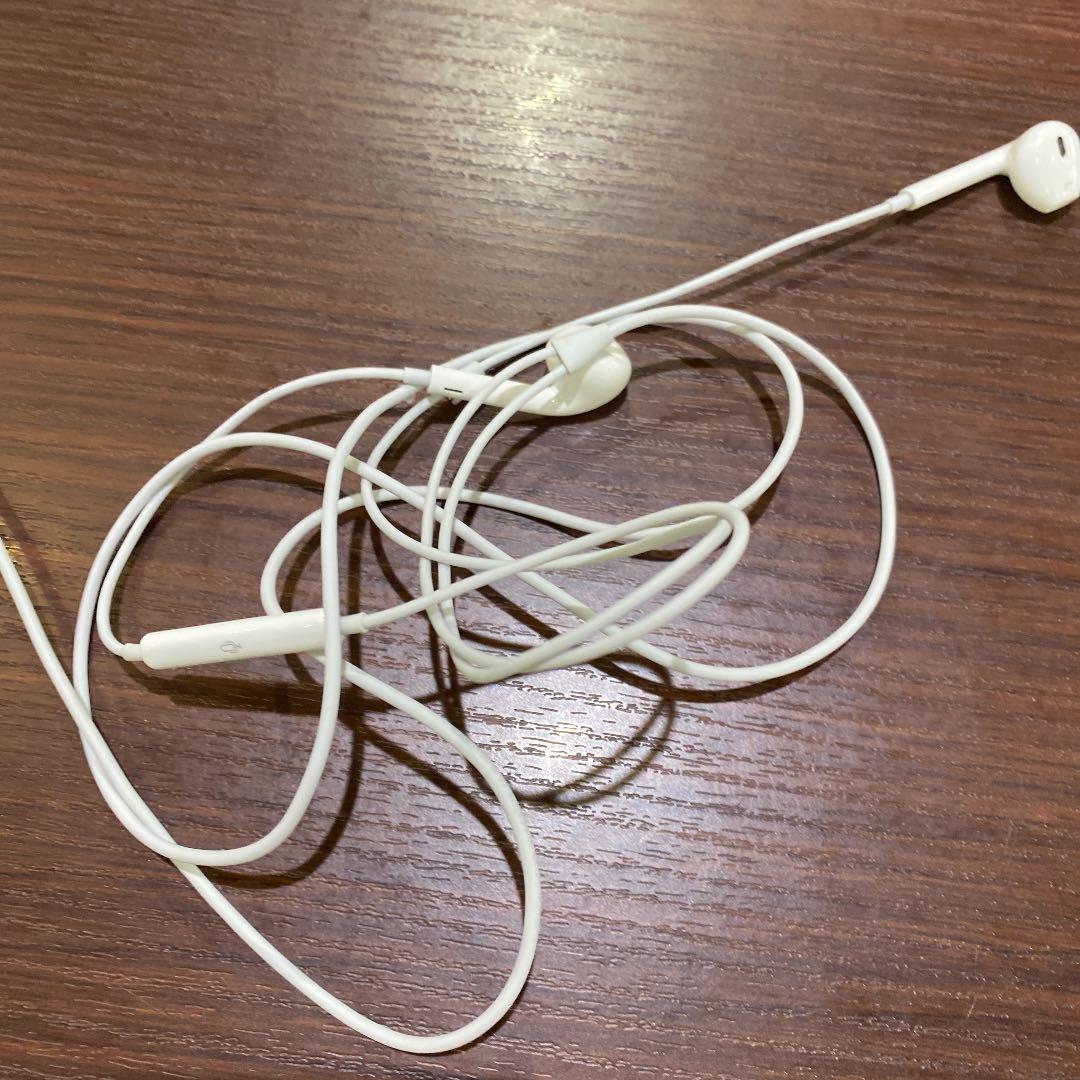 iPhone イヤホン