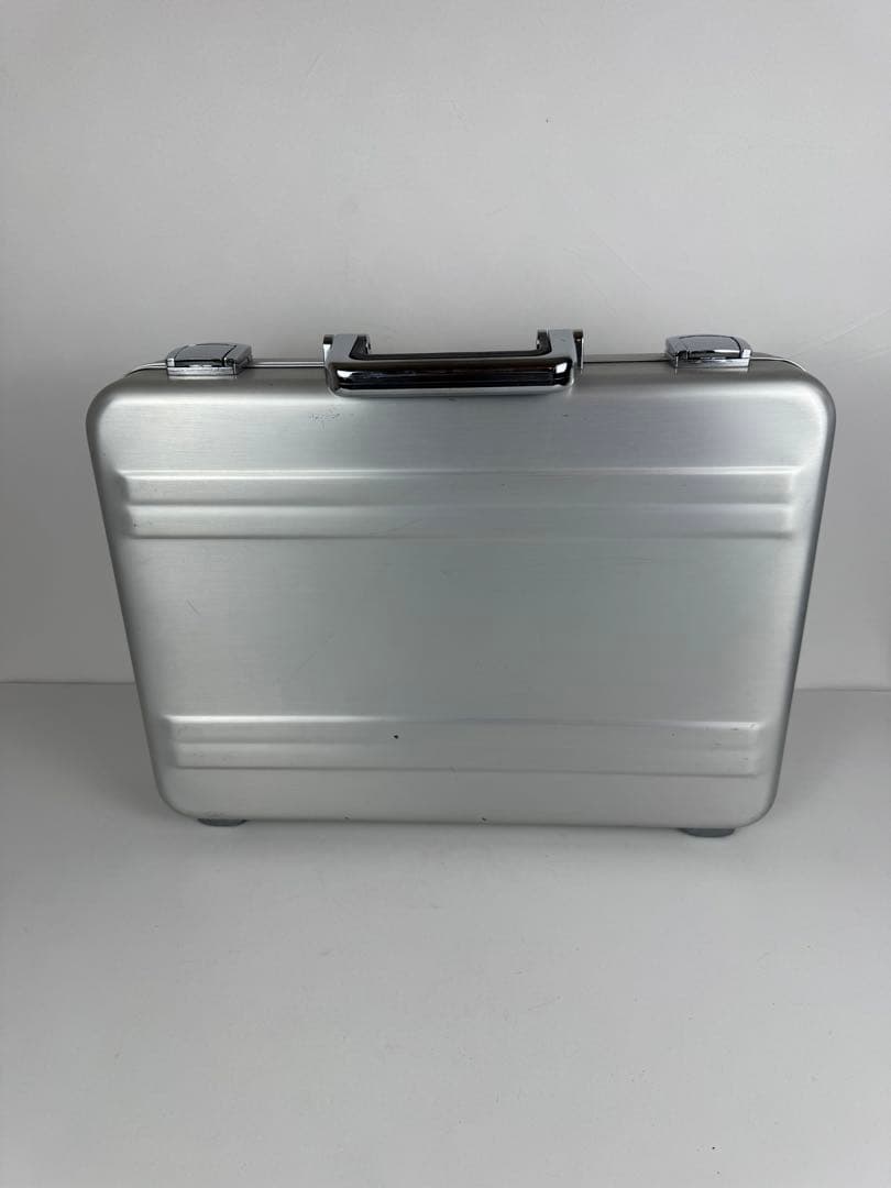 ゼロハリバートン　アルミ製アタッシュケース　現状