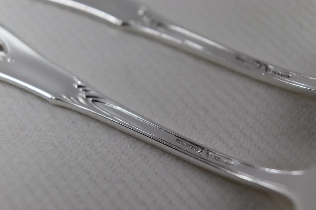 アメリカ■ウォレス■デザートフォーク２本組■非常に優雅なローズポイント・パターン