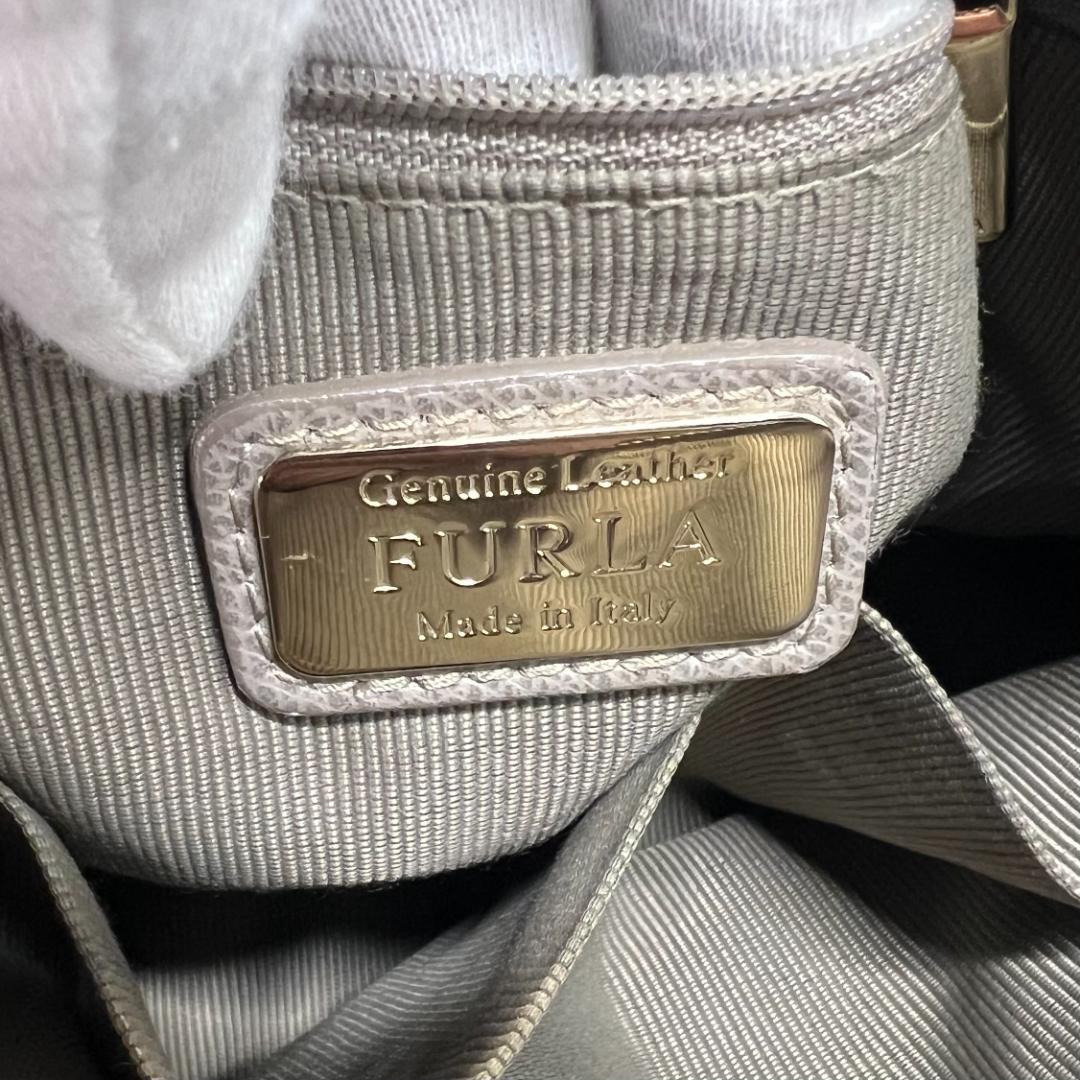 正規品＆人気カラー‼️ フルラ パイパー ２ＷＡＹ ショルダーバッグ グレージュ