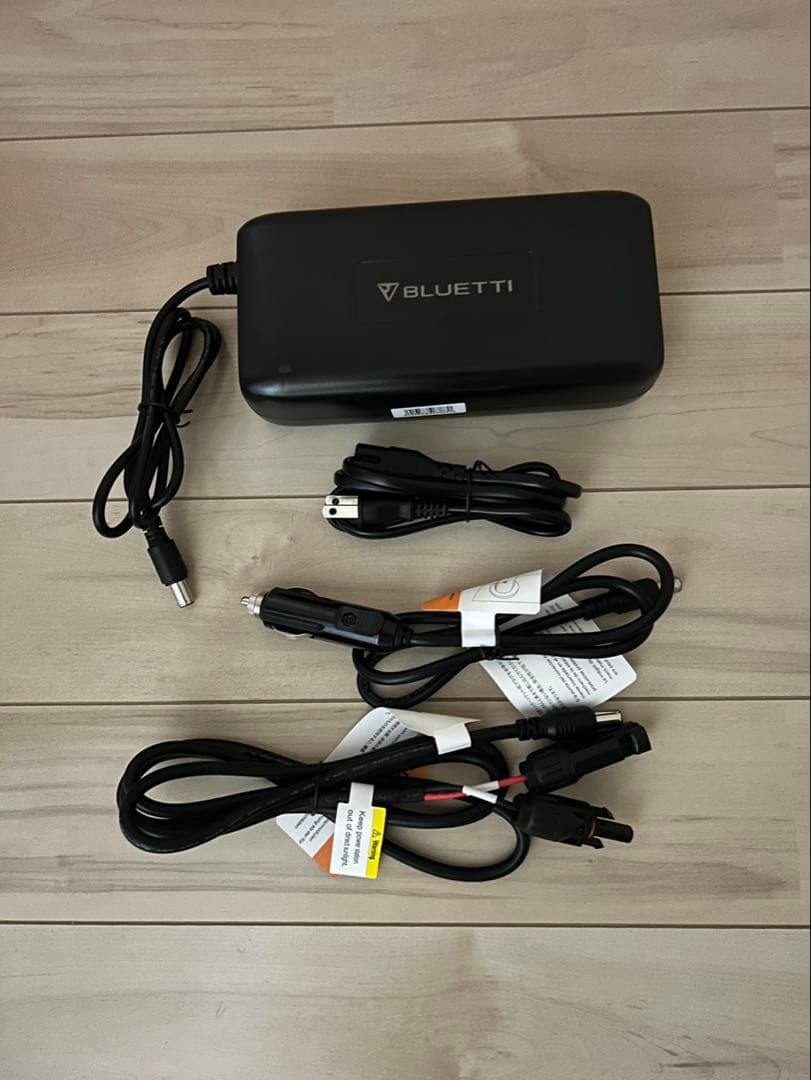BLUETTI　 EB70S　ポータブルバッテリー