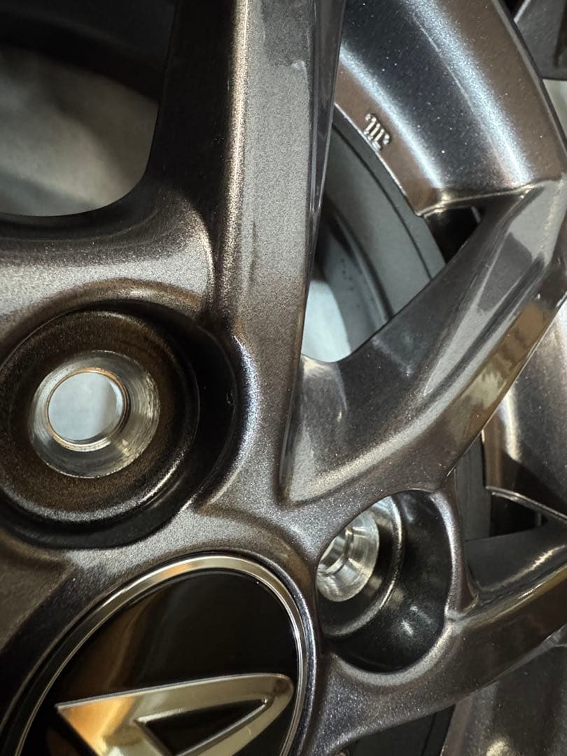 本日まで送料込み‼︎新車外し‼︎ タント　ファンクロス　純正14インチ　ホイール