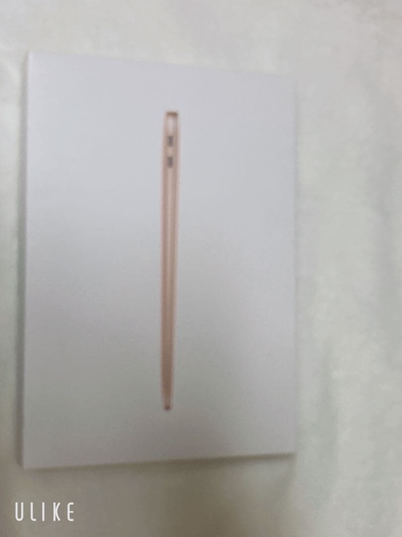 【箱付き美品】MacBook Air 13-inch【充電器つき】