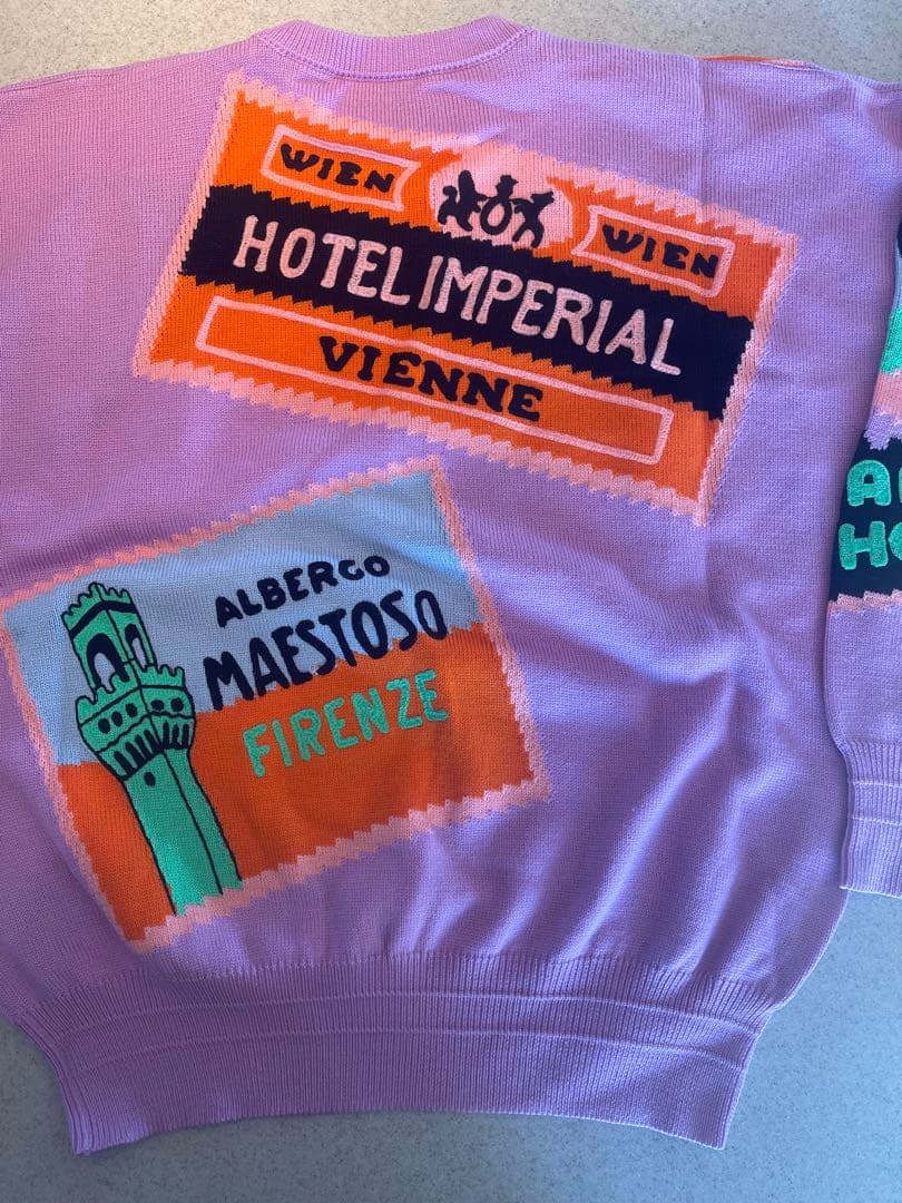 GIANNI VERSACE グラフィックセーター ピンク