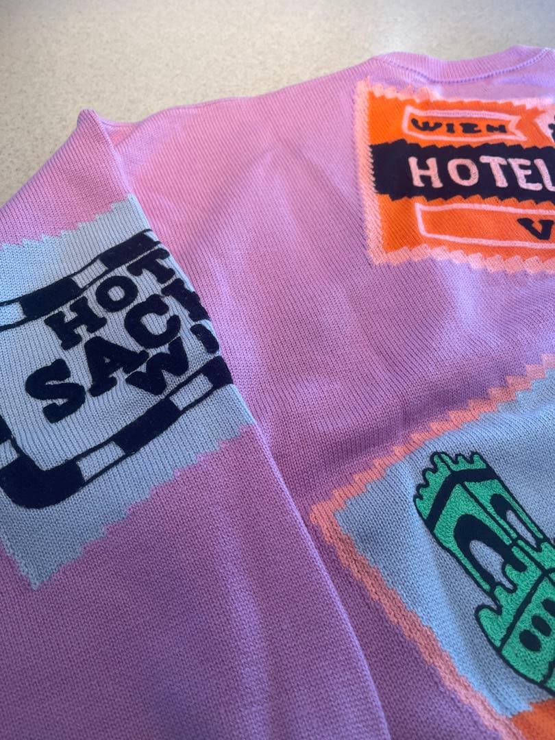 GIANNI VERSACE グラフィックセーター ピンク