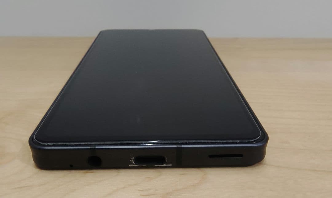 AQUOS　Sense6 スマートフォン 本体