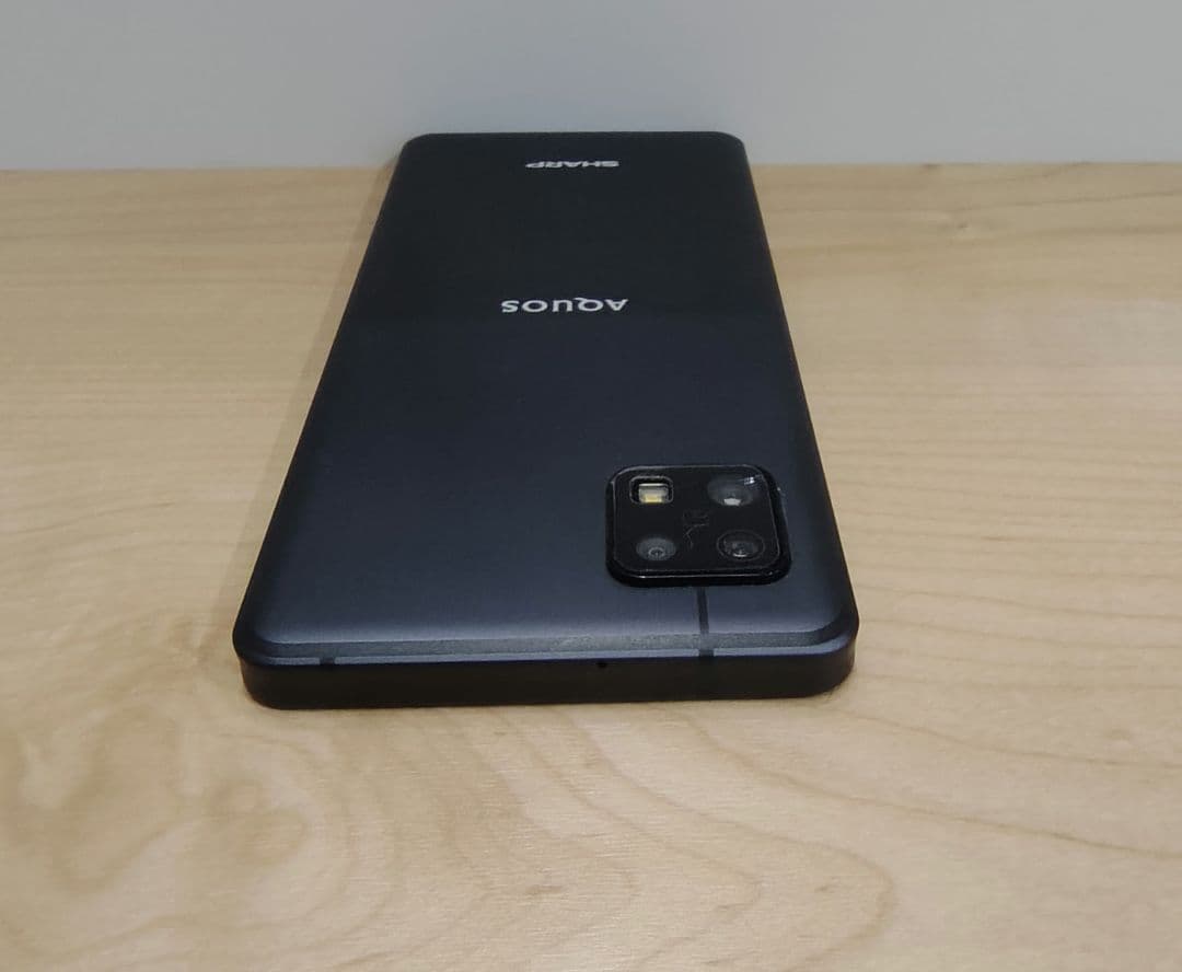 AQUOS　Sense6 スマートフォン 本体