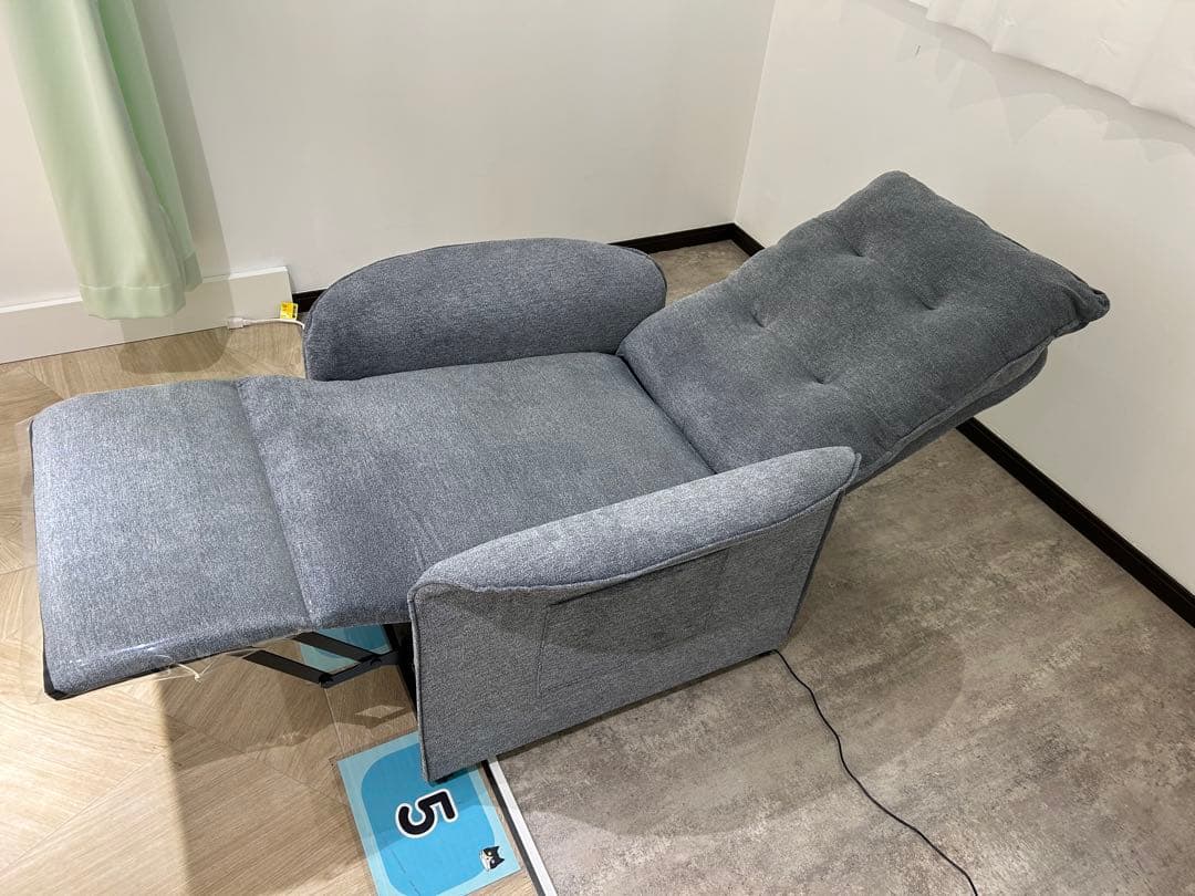 【梱包メルカリ便で配送】電動リクライニングソファ1人用【フカフカです】