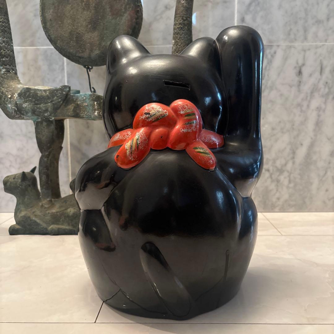 1950-60年代　瞳が美しく雰囲気抜群のふくよかな体型が可愛い特大招き猫