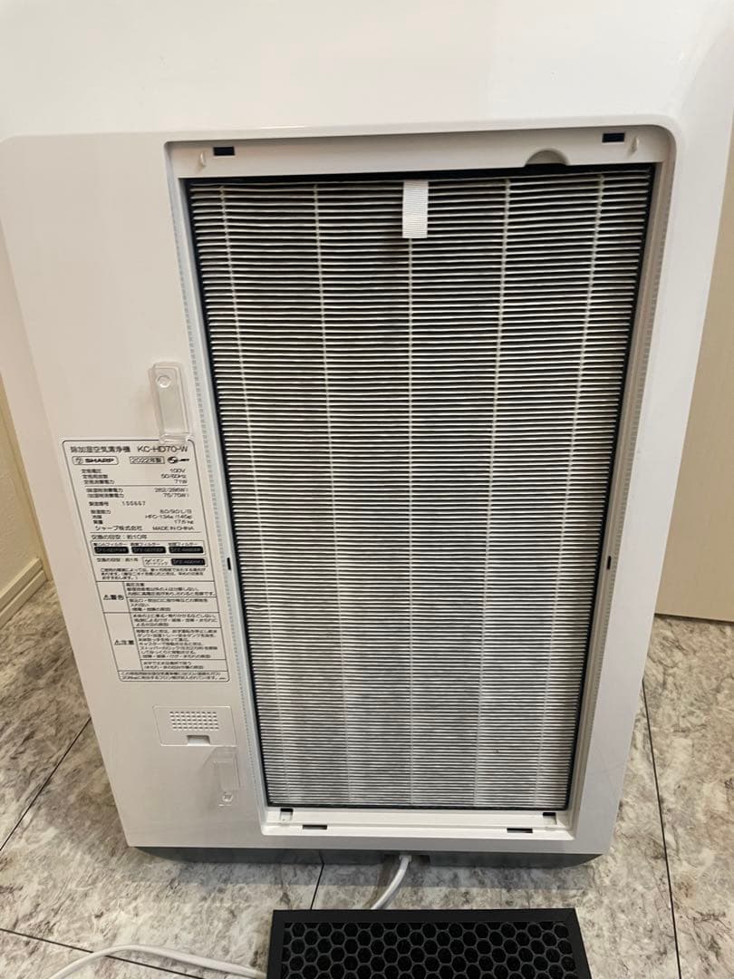 Emi ちゃん☺️ さん専用　2022年製 除加湿空気清浄機　KC-HD70-W