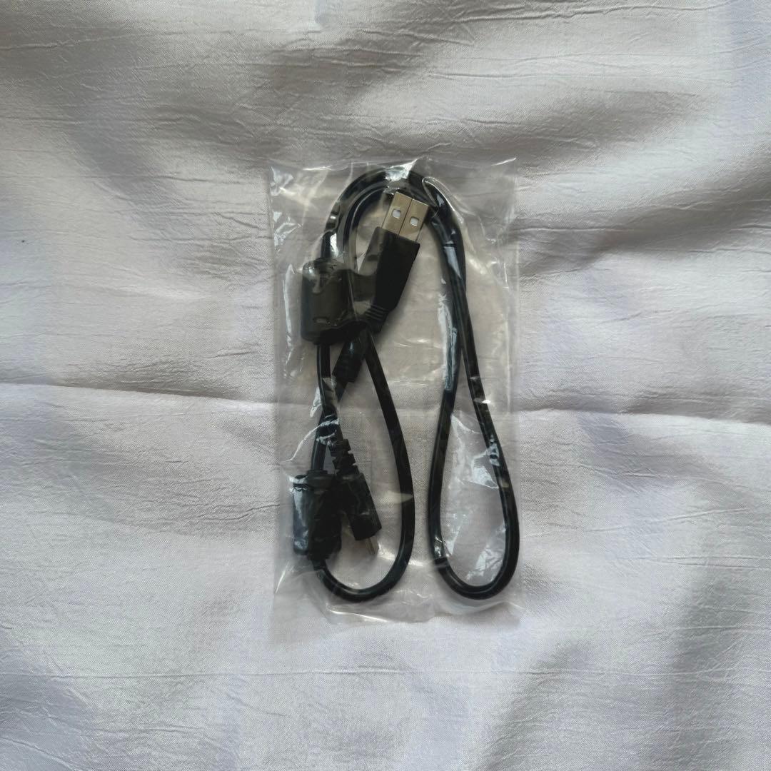 【最終値下げ】オリンパスOM-D E-M10 MarkIIIキット＆バッテリー他