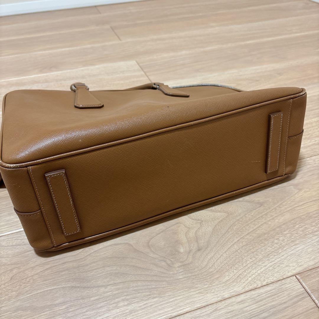 プラダ ビジネスバッグ ブリーフケース SAFFIANO TRAVEL