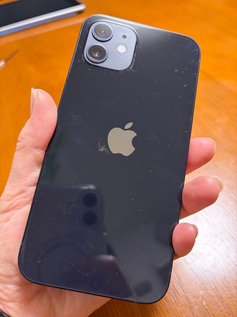 iPhone 12 64GB [ブラック]