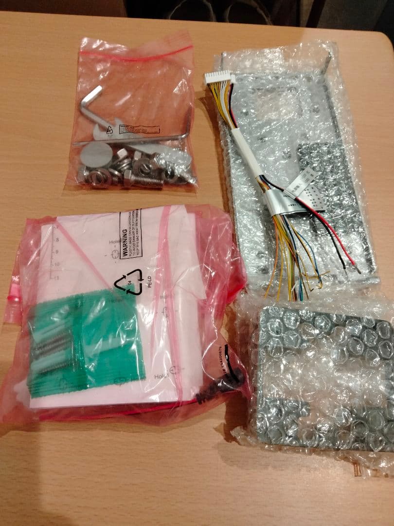 AI顔認証機能タブレット型　サーマルカメラ