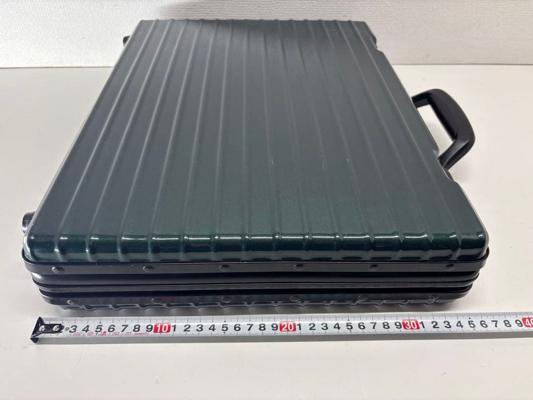 RIMOWA リモワ アタッシュケース バッグ　ポリカーボネート グリーン