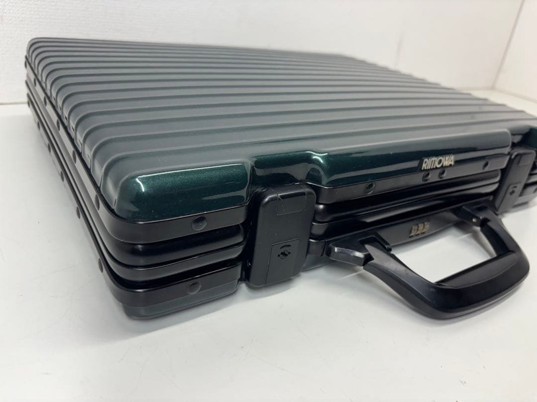 RIMOWA リモワ アタッシュケース バッグ　ポリカーボネート グリーン