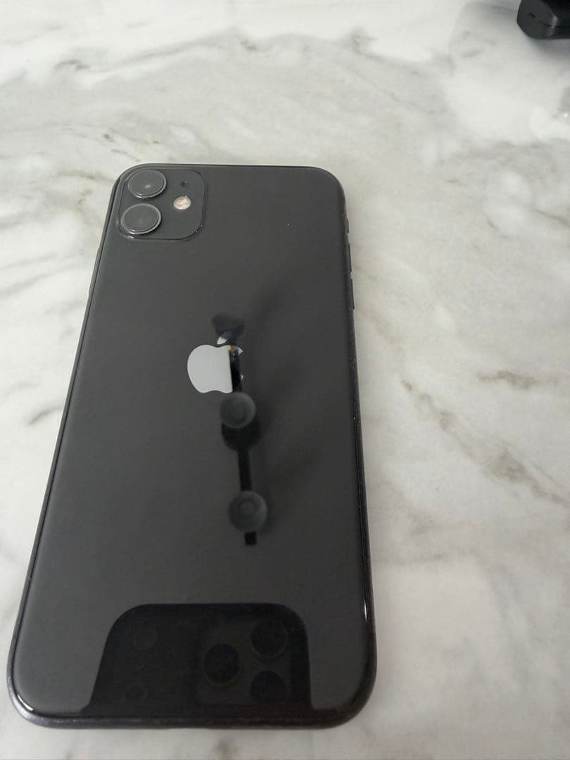 Apple iPhone 11 128GB ブラック 本体 箱、充電器付き