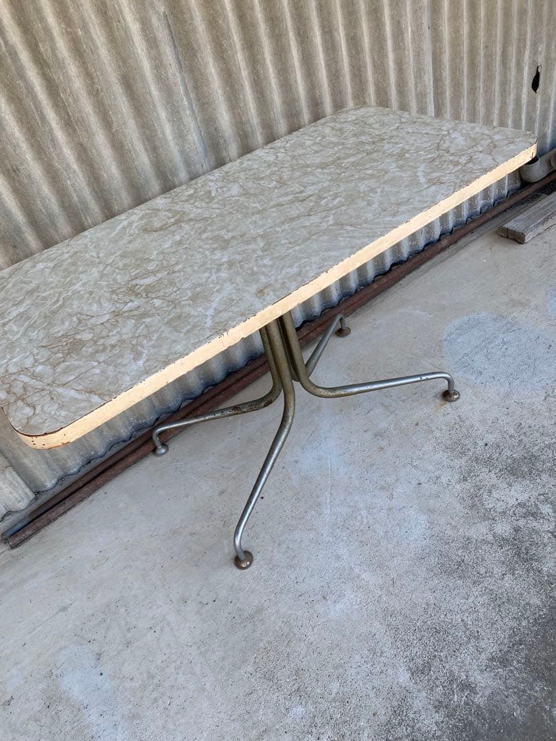 レトロ　コーヒー　テーブル　喫茶店　カフェ　ヴィンテージ