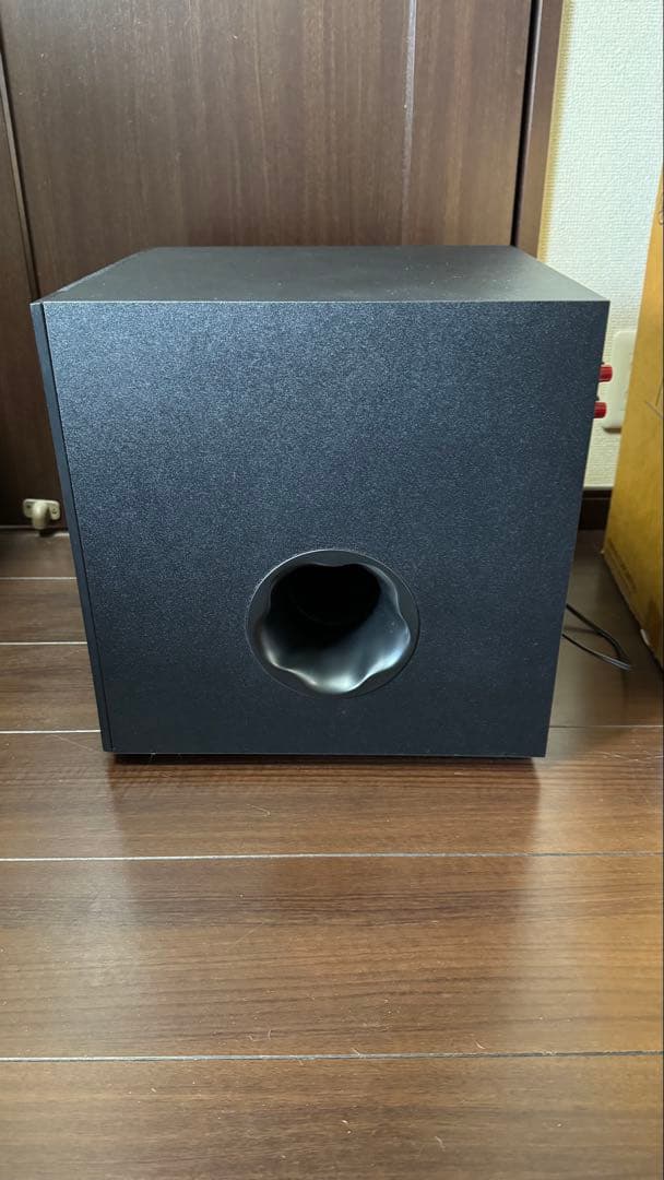 Yamaha NS-SW300 ブラック