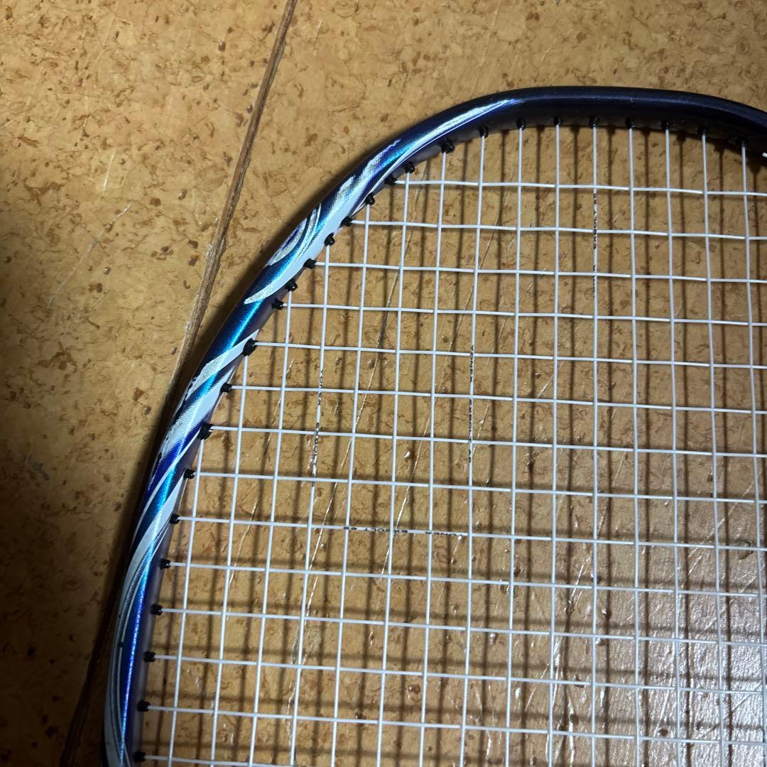 ASTROX 100zzバドミントンラケット　ジャンク品