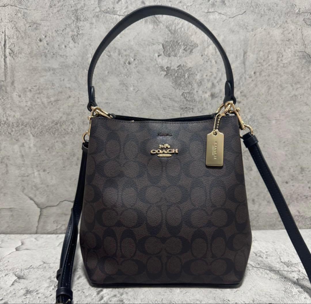 COACH ダークブラウン ハンドバッグ