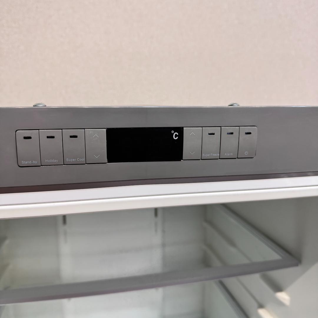 東京23区送料無料　ハイアール2ドア冷蔵冷凍庫　305L　大冷凍庫117L