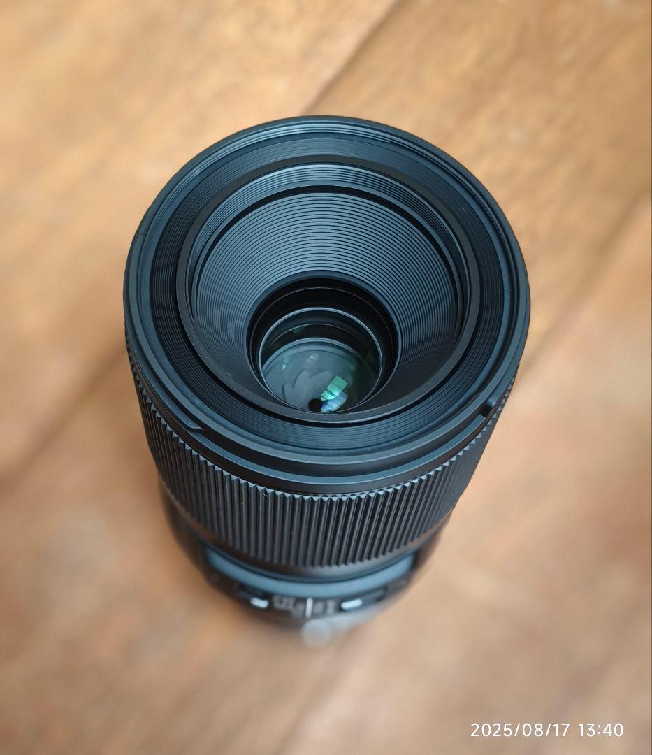 SIGMA 70mm f2.8 DG MACRO 49ミリ径　ソニーEマウント用