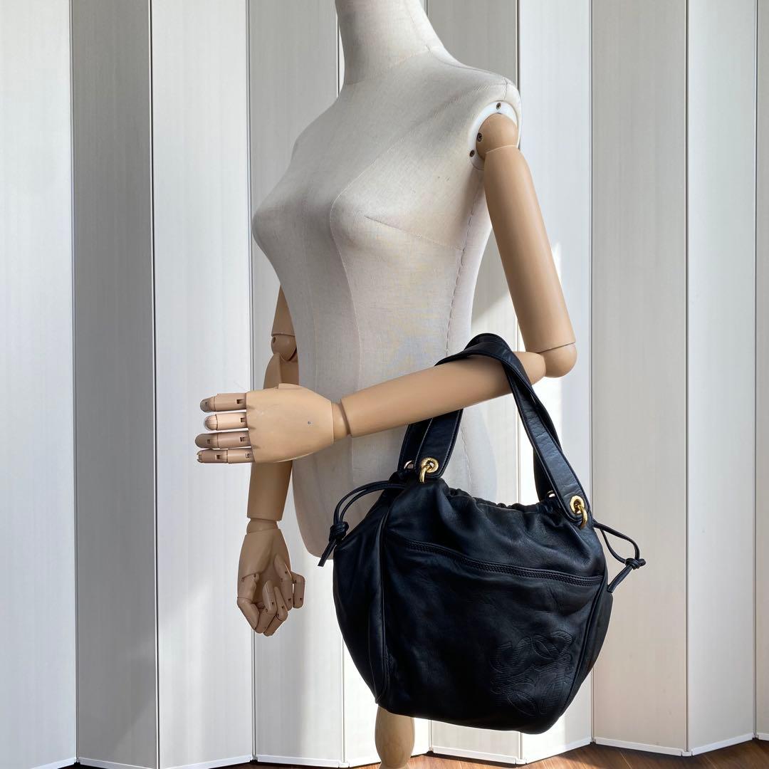 ロエベ ナッパレザーハンドバッグ ブラック アナグラム