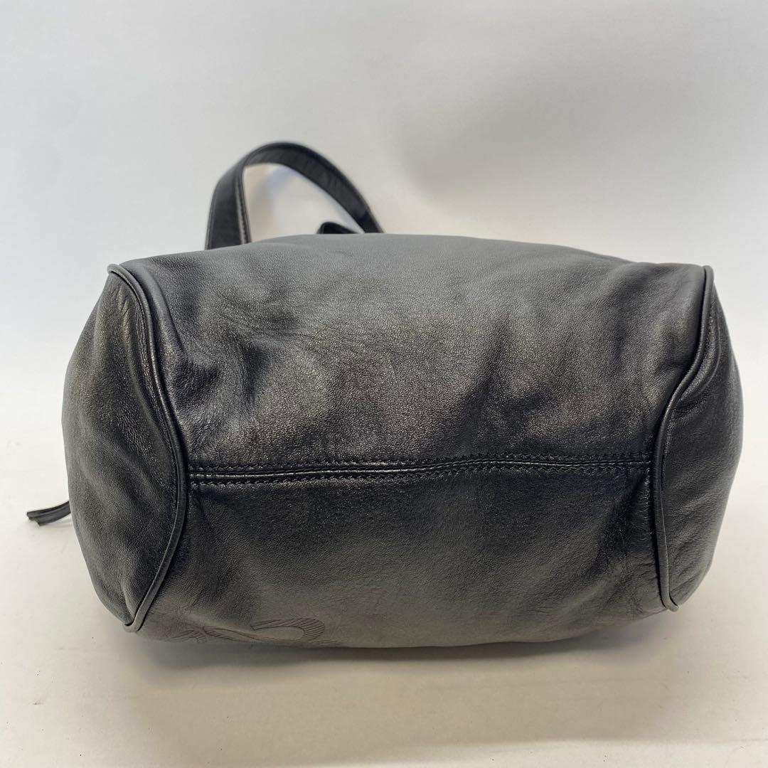 ロエベ ナッパレザーハンドバッグ ブラック アナグラム