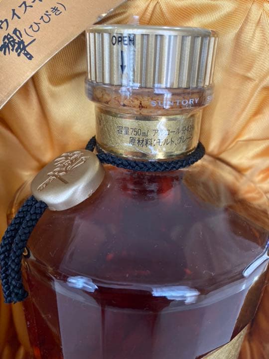 響　ノンエイジ　サントリーウイスキー  ゴールドラベル・金キャップ　未開栓