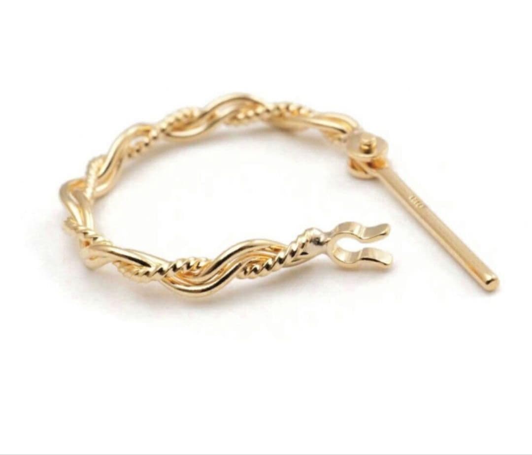 K18 フープピアス☆イエローゴールド 18金ピアス 刻印あり日本製　※片耳※