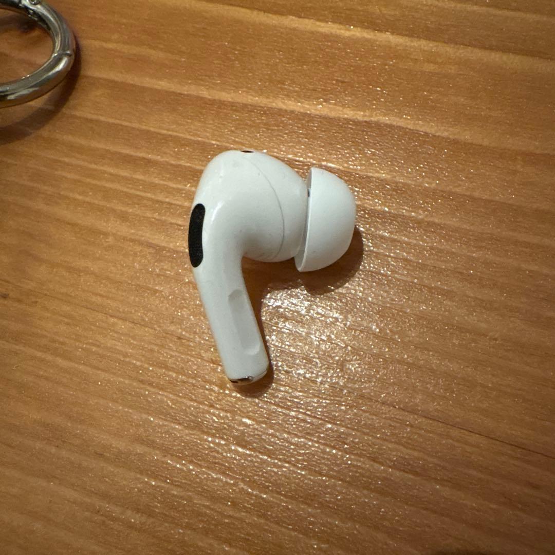 【美品】 Airpods Pro 2 第二世代 右耳のみ 片耳 iFaceケース