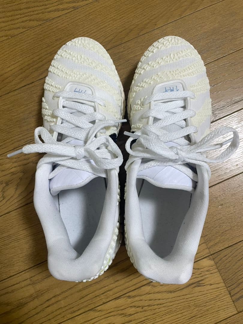 バスケットシューズ バッシュ ジャ 3 EP ジャモラント HF2794-101