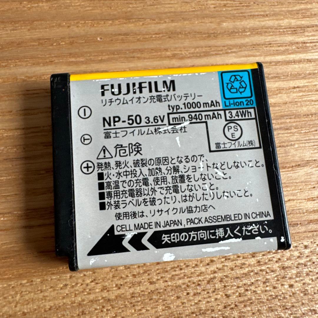 動作品 FUJIFILM FinePix F80EXR デジタルカメラ ブラック