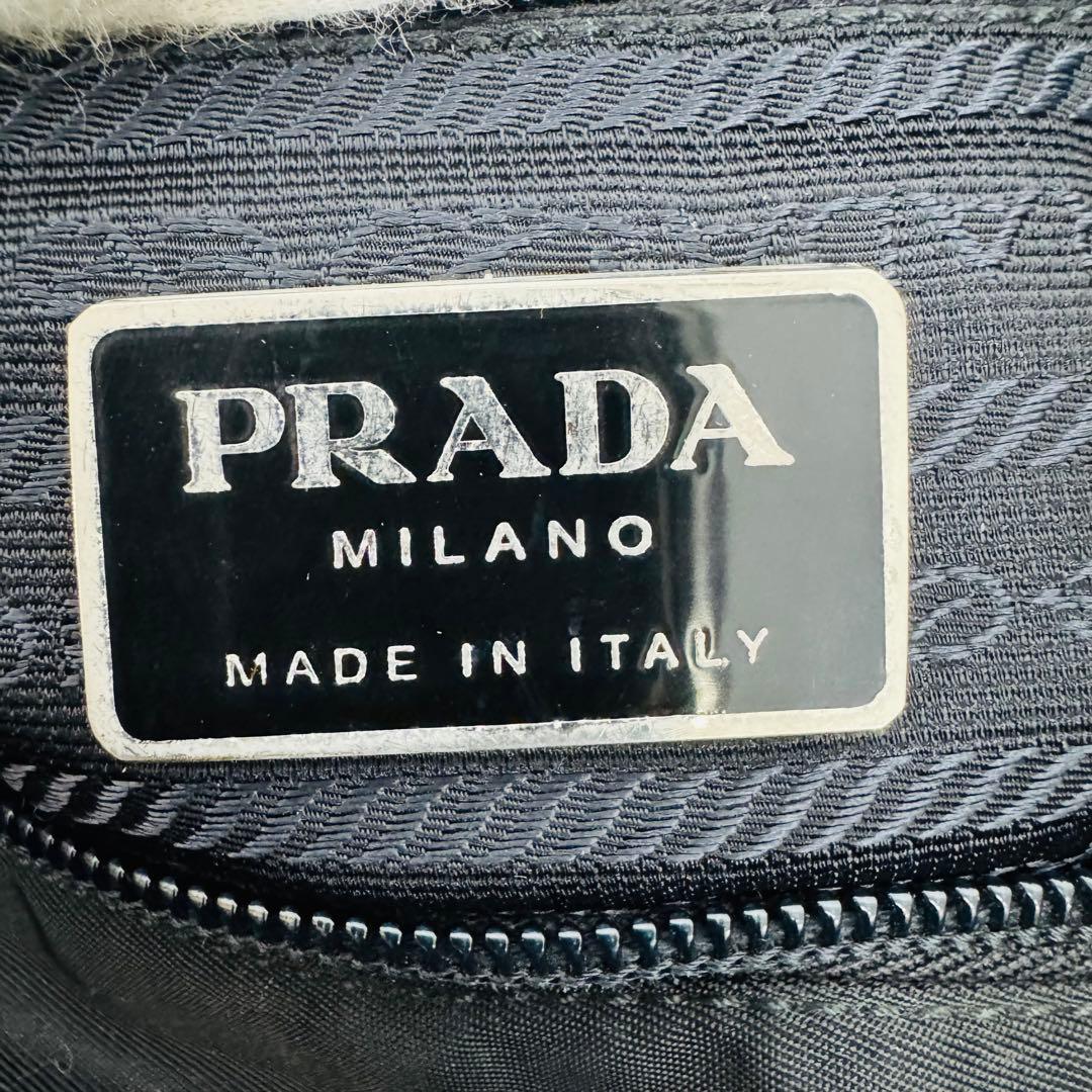 ✨PRADA✨プラダ✨三角ロゴプレート✨ブラック✨ナイロン✨トートバッグ✨