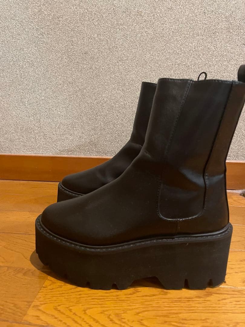 パイナップル⭐︎ unliens platform boots 厚底ブーツ