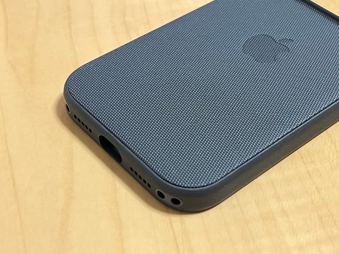 【リ】iPhone 17 Proテックウ ーブンケース ブラック