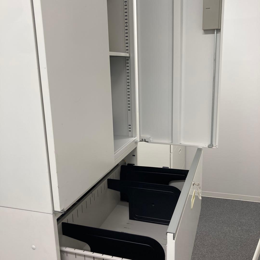 イトーキ キャビネ　両開き＋3段引出　鍵有800x450x2207