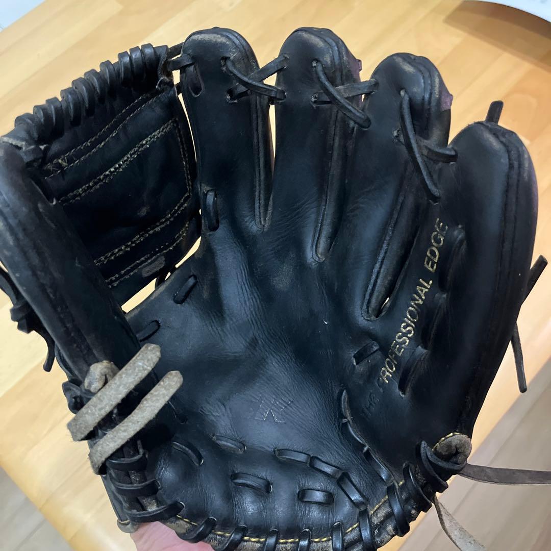 井口選手使用グローブ