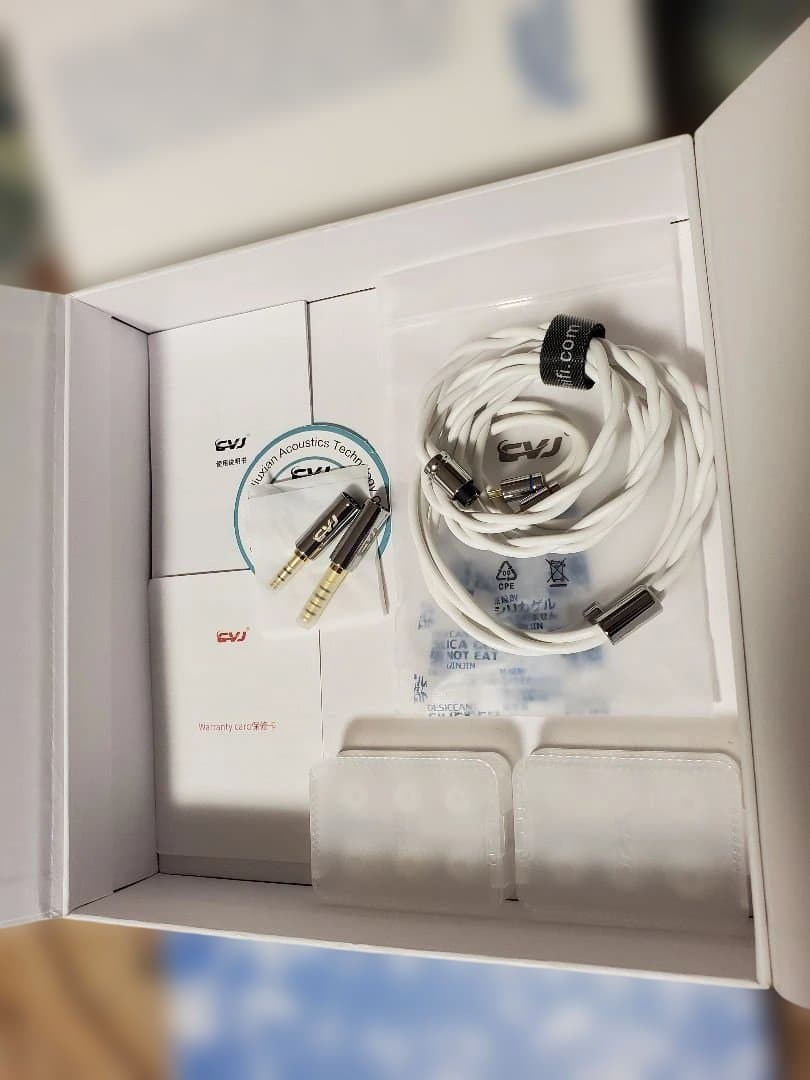 (貴重なセット販売・美品です！) CVJ x ANGLEARS Yukimi