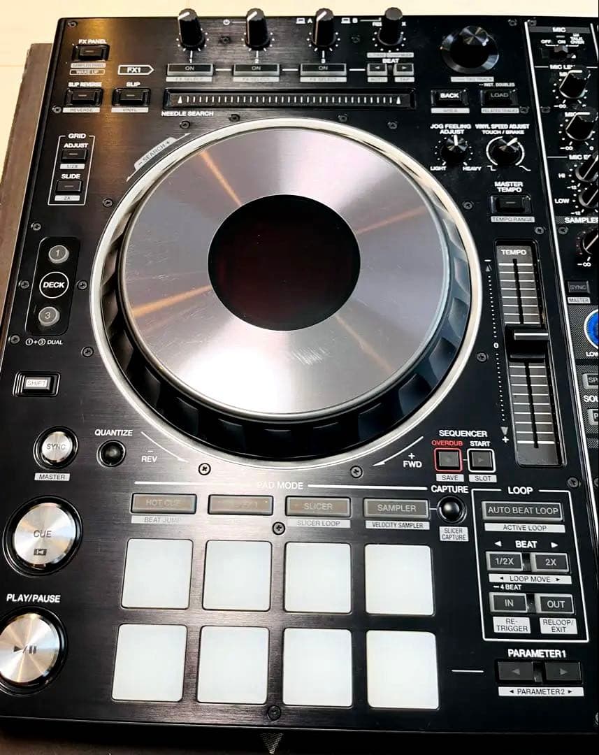 Pioneer DJ DDJ-AZ コントローラー + Decksaverカバー