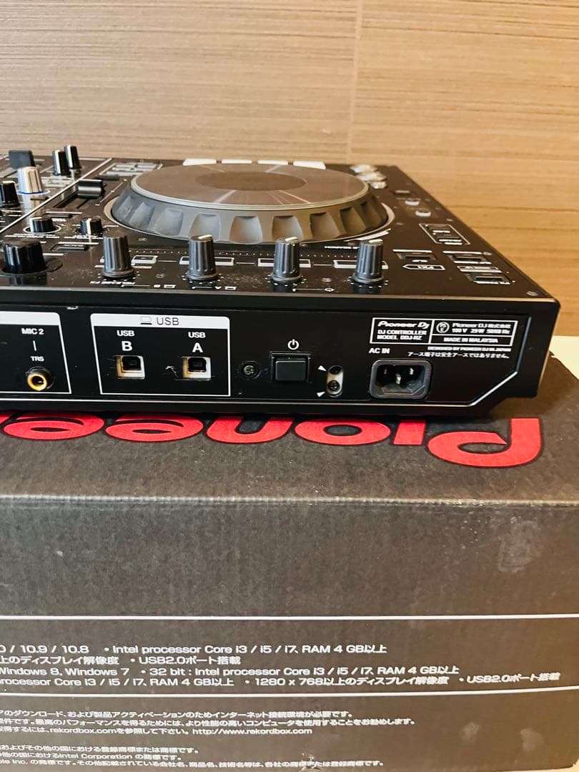 Pioneer DJ DDJ-AZ コントローラー + Decksaverカバー