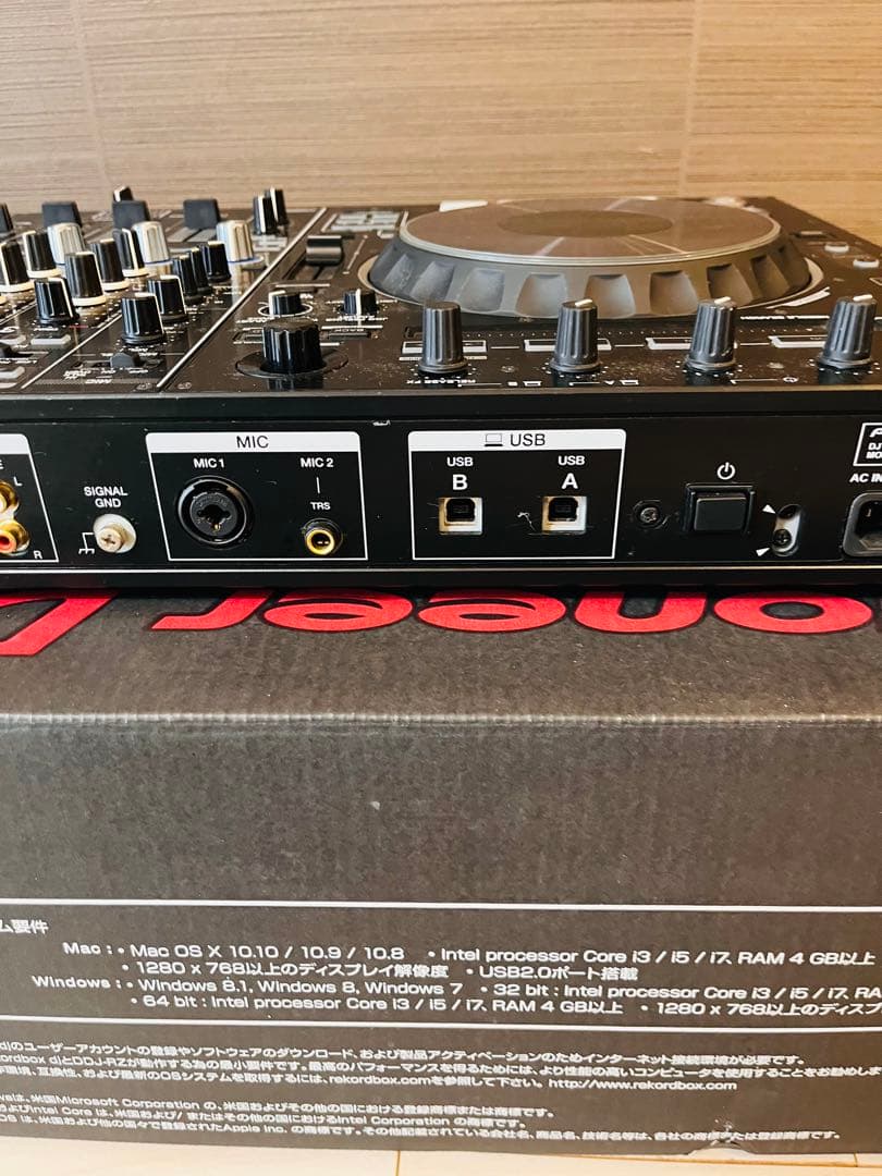 Pioneer DJ DDJ-AZ コントローラー + Decksaverカバー