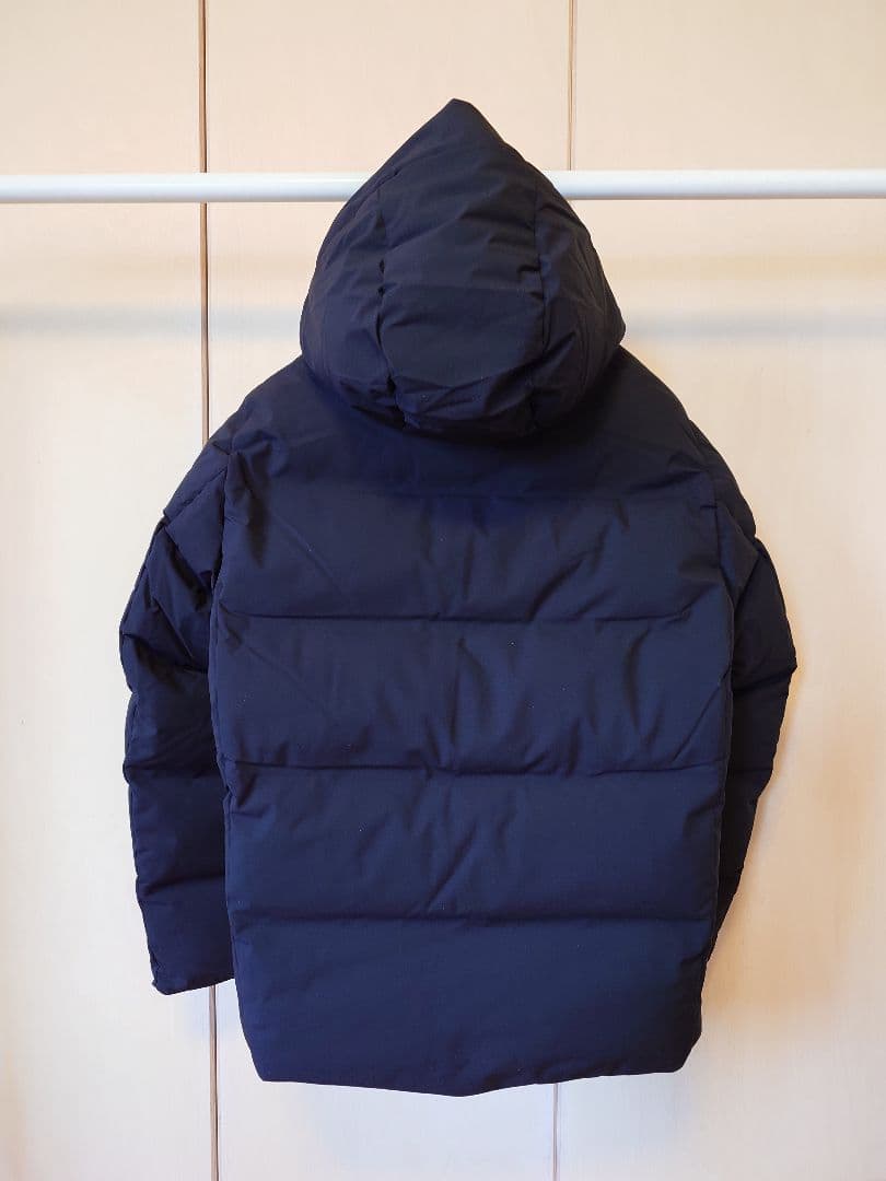 UNIQLO シームレスダウンパーカー　Lサイズ ブラック