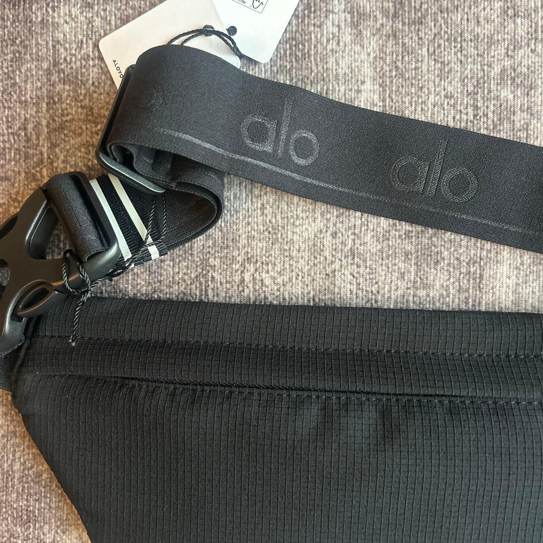 定価11700円❣️未使用❣️alo アロ　stride running Belt