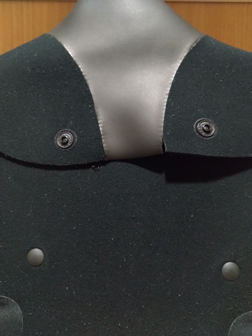 Bewet　５mm×３mmセミドライウェットスーツ　サーフブーツ、グローブ付き